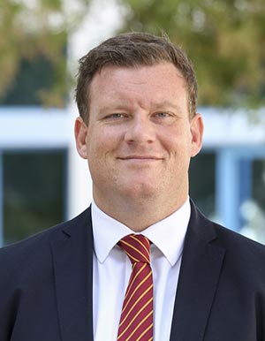 Neil-Murphy Neil-Murphy